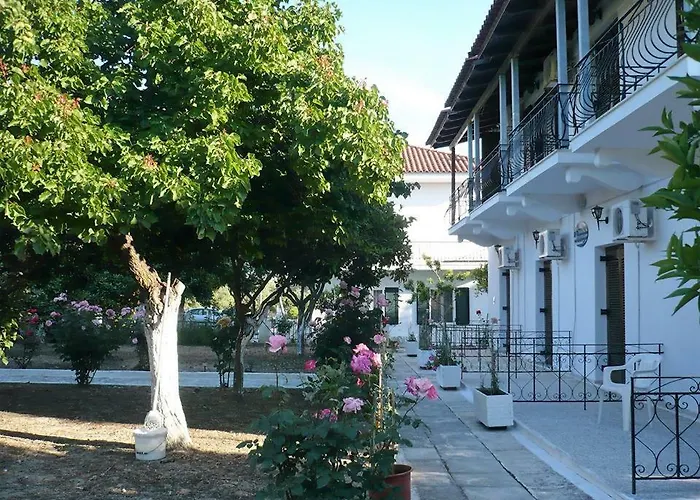 Spyros Apartments